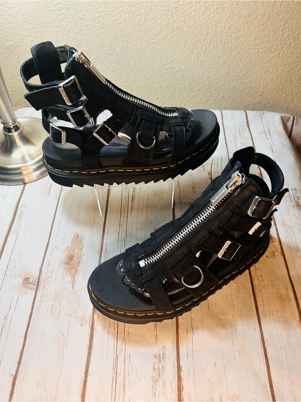 Dr. Martens Gladiator Sandals Olson Zip Front Black Leather Silver Accents - Picture 9 of 9